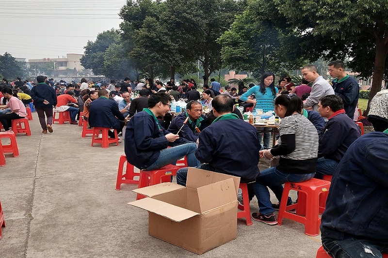 贝博BB
印刷每年组织烧烤活动